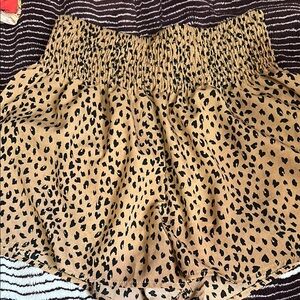 Leopard Print Smocked Waist Shorts